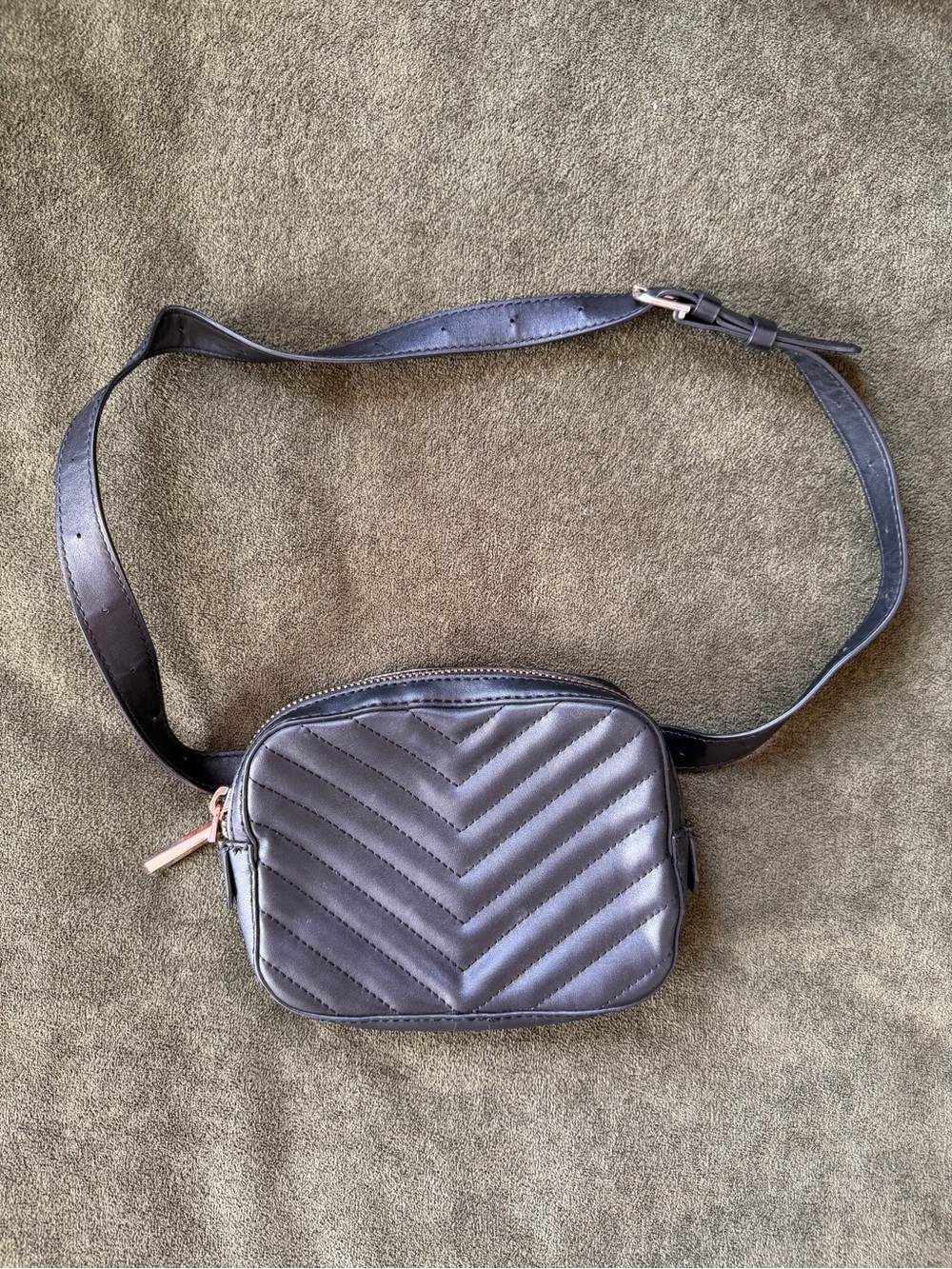 Nasty Gal Quilted Chevron Leather Belt Bag - Black